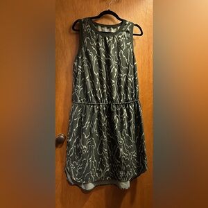 Athleta Olive Geometric Rincon Printed Mini Dress, size Large